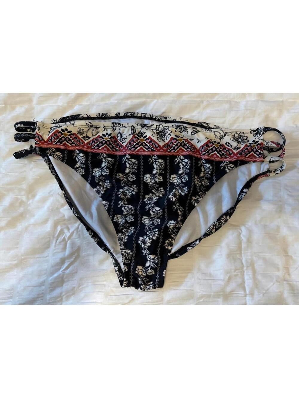 Women's Swimsuit Two Piece Bikini Bottoms - Size  18